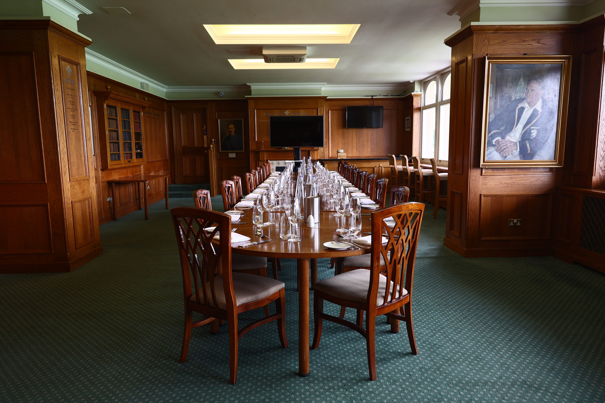 Committee Room