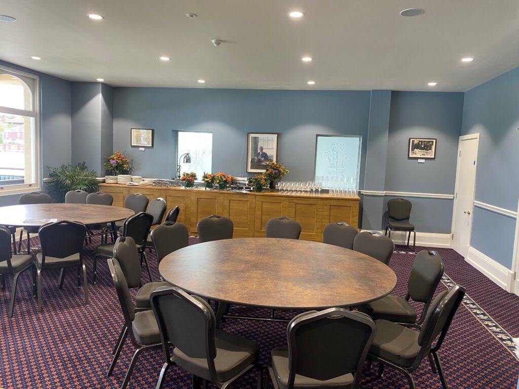 Prince of Wales room - Cabaret